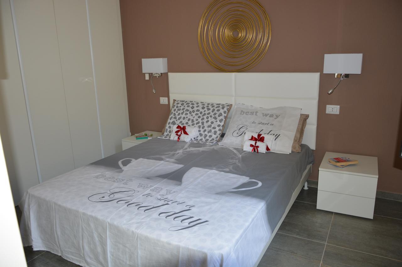B&B Le More Crotone Buitenkant foto